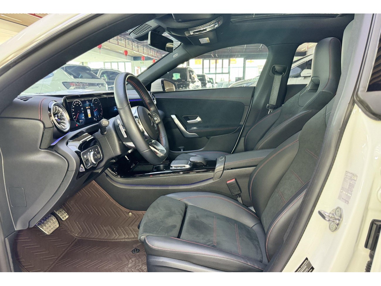 Mercedes-Benz CLA 200 2021