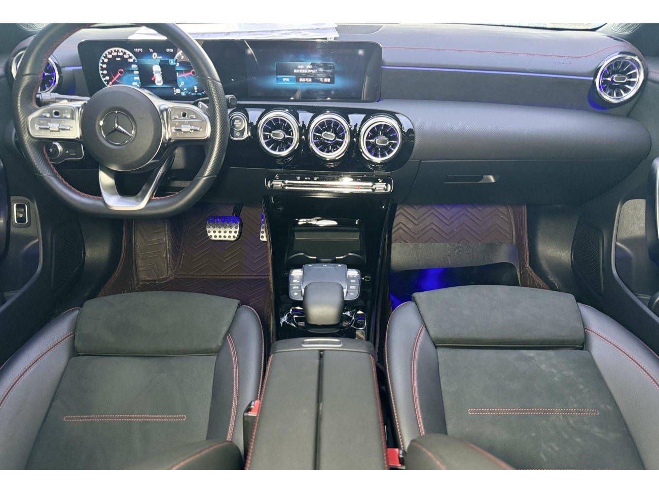 Mercedes-Benz CLA 200 2021