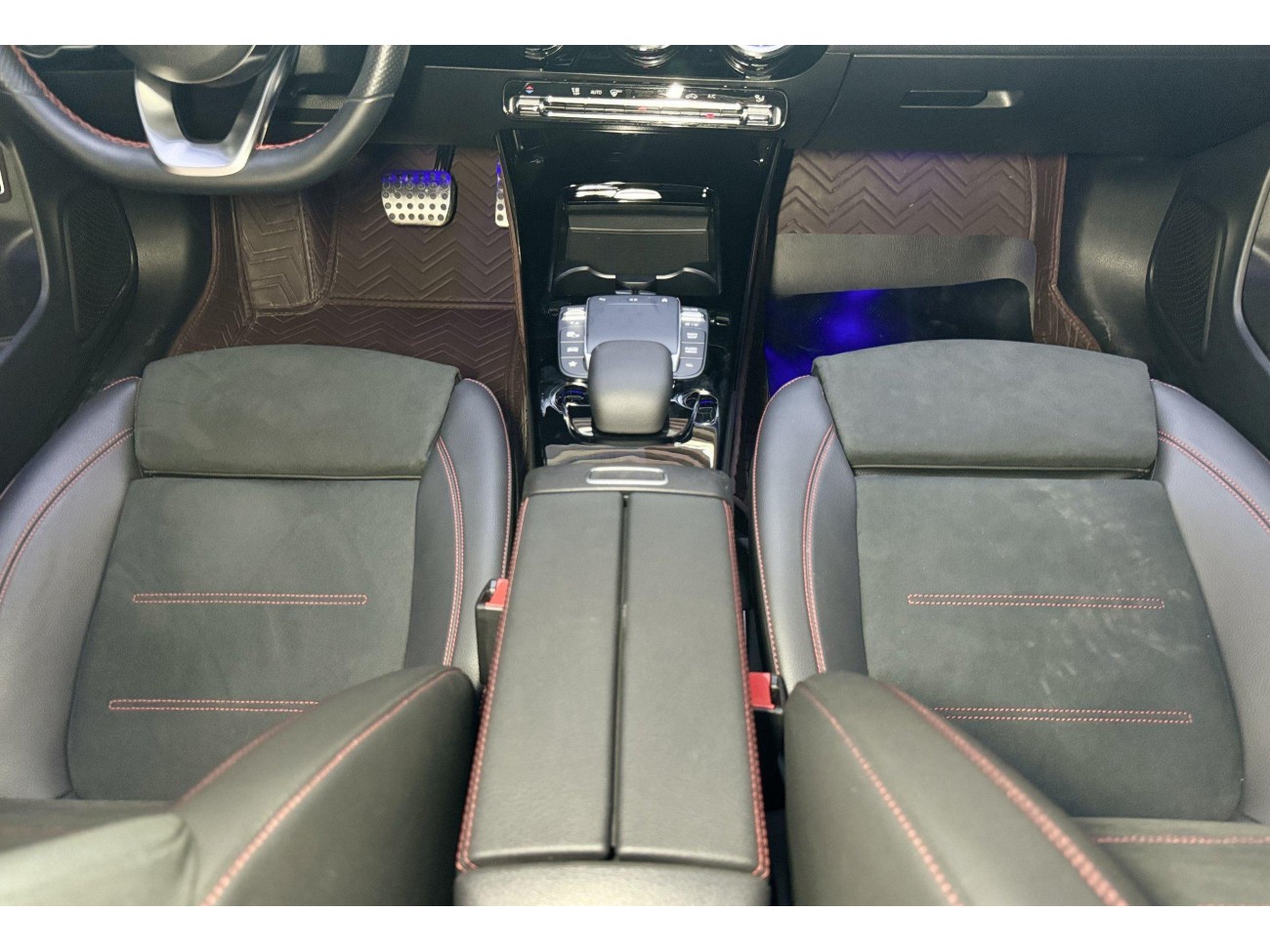 Mercedes-Benz CLA 200 2021