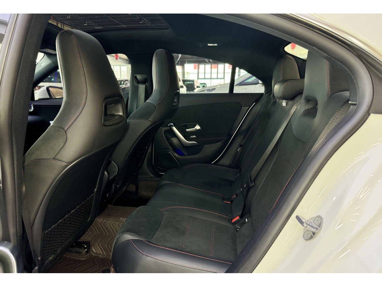 Mercedes-Benz CLA 200 2021