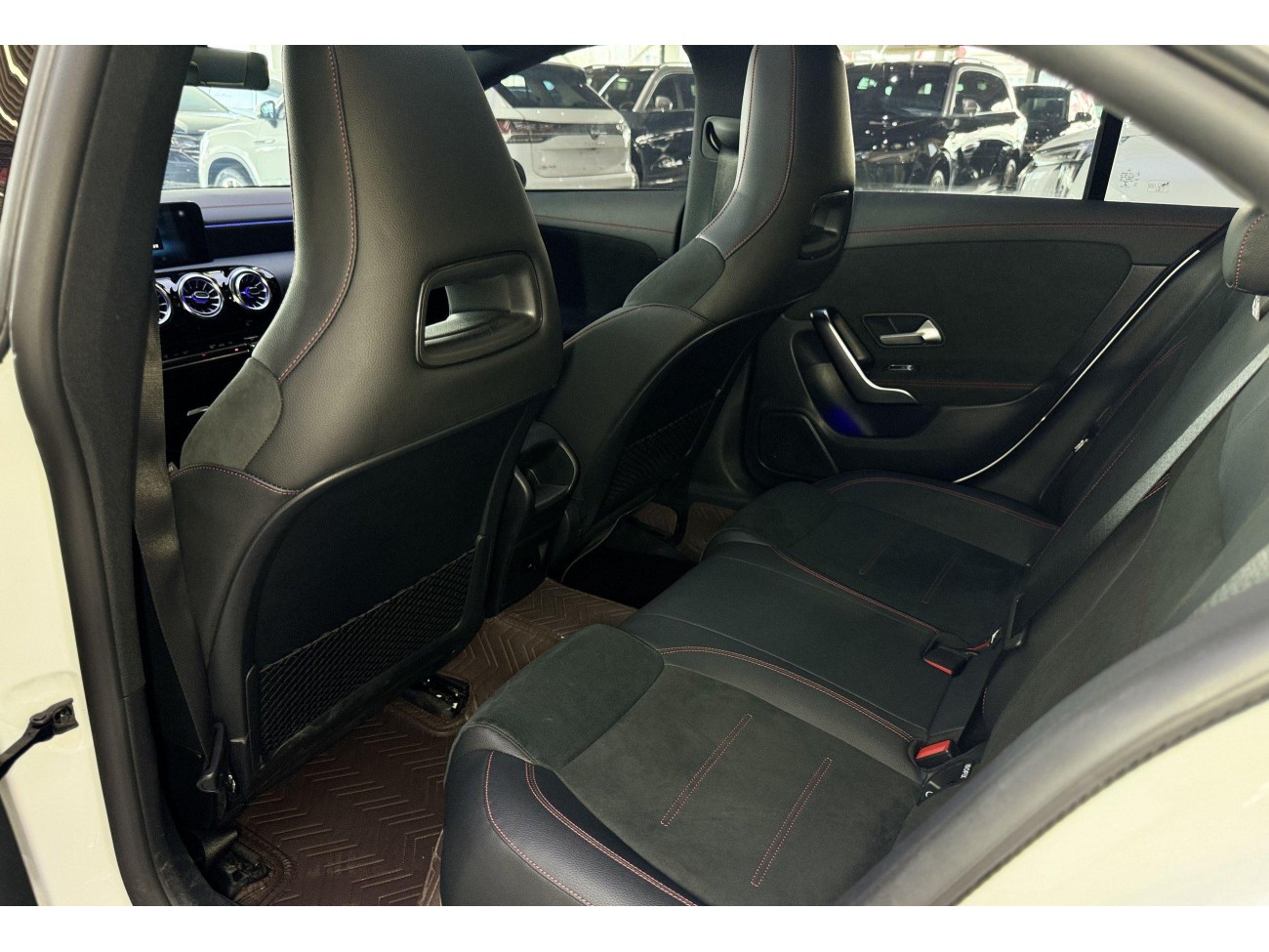 Mercedes-Benz CLA 200 2021