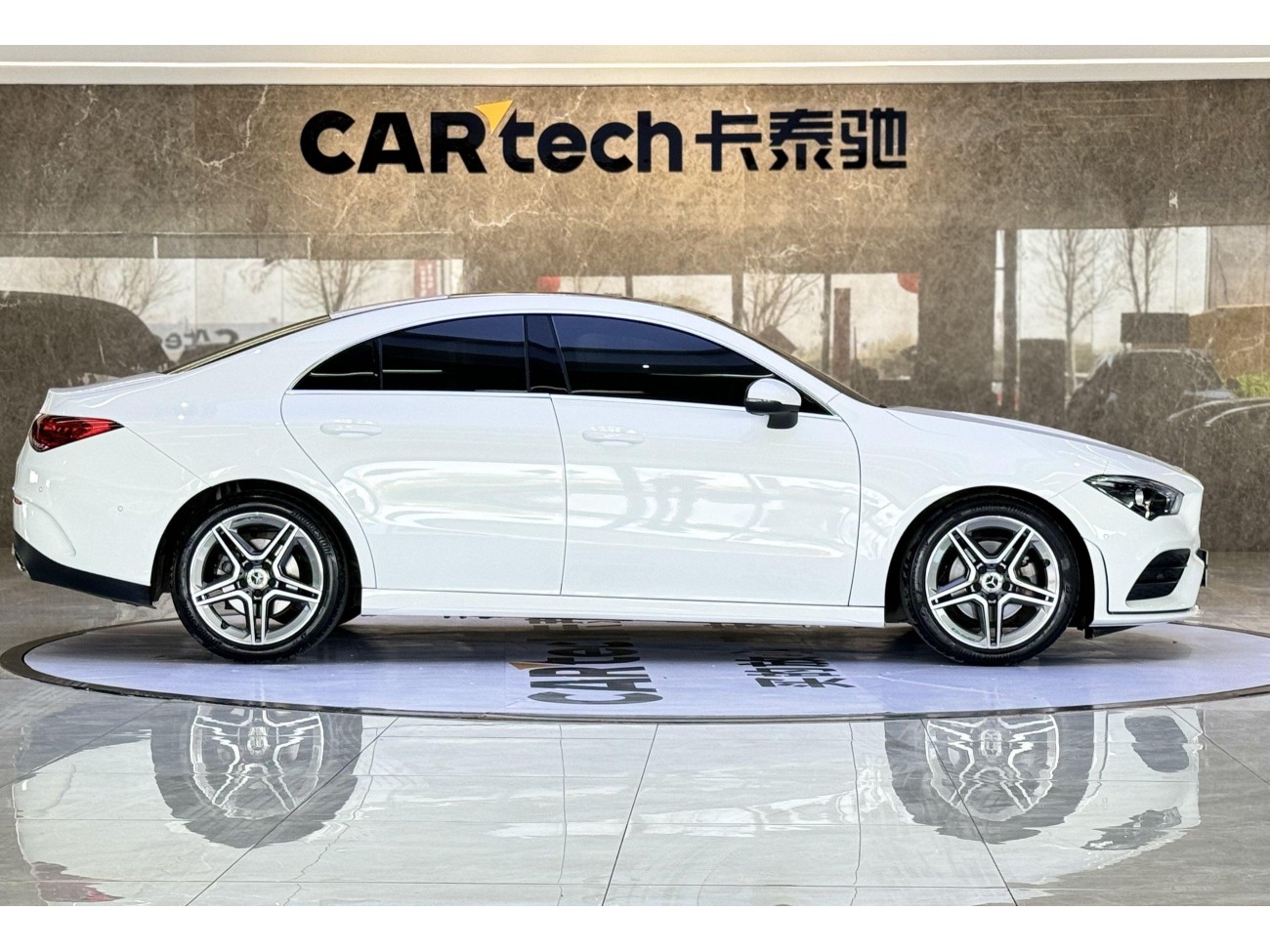 Mercedes-Benz CLA 200 2021