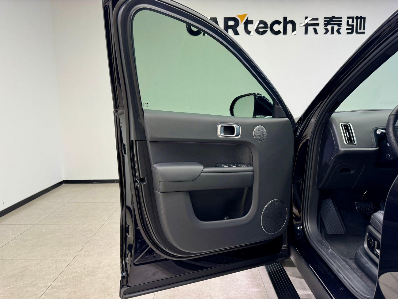 Li Auto L9 2025