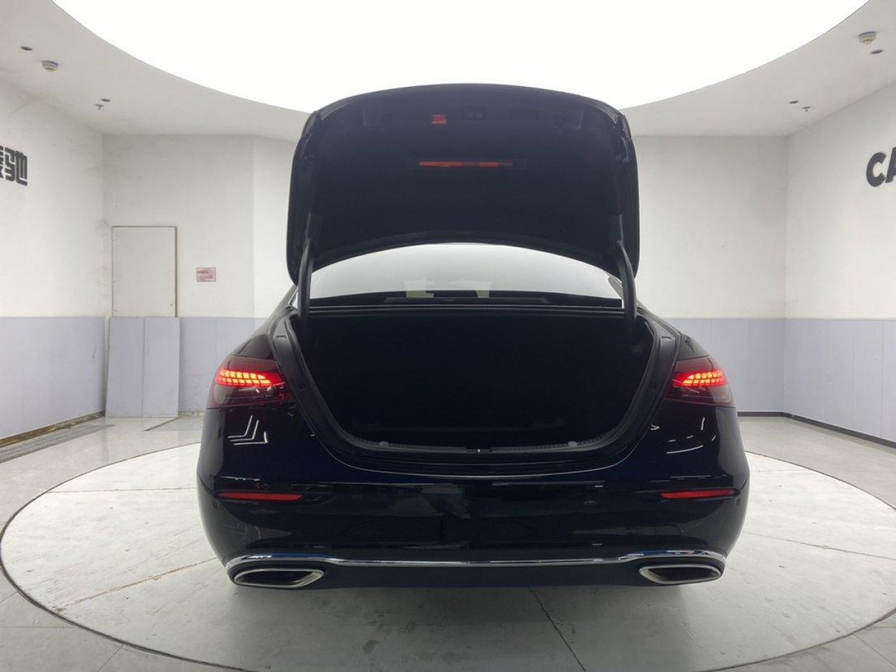 Mercedes-Benz E 260 L 2023