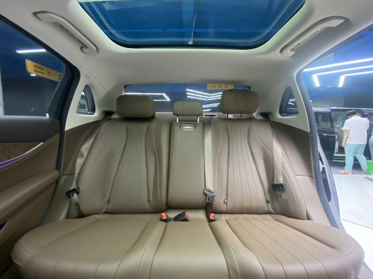 Mercedes-Benz E 260 L 2023