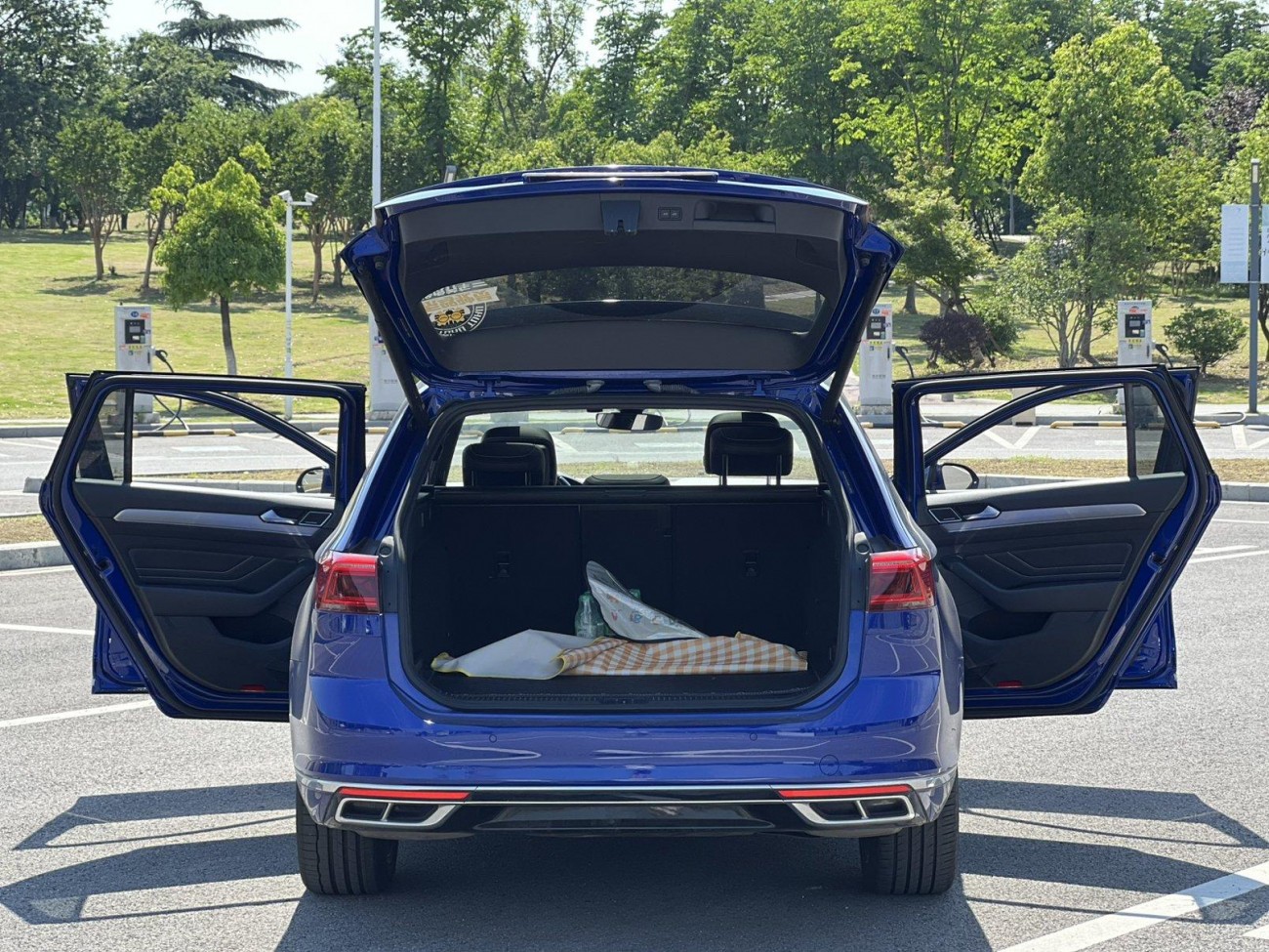 Volkswagen Variant 2022