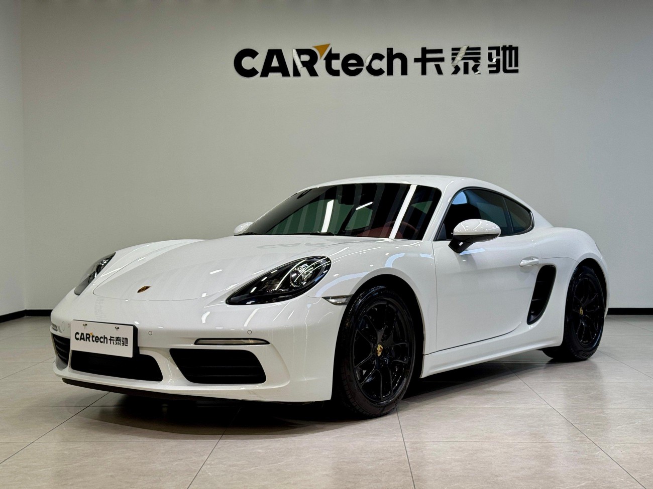 Porsche Cayman 2021