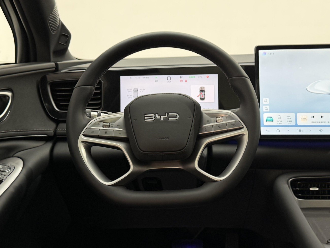 BYD HiAce 2025