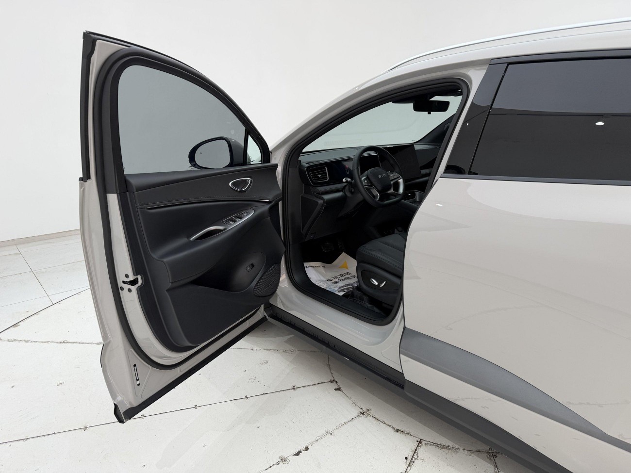 BYD HiAce 2025