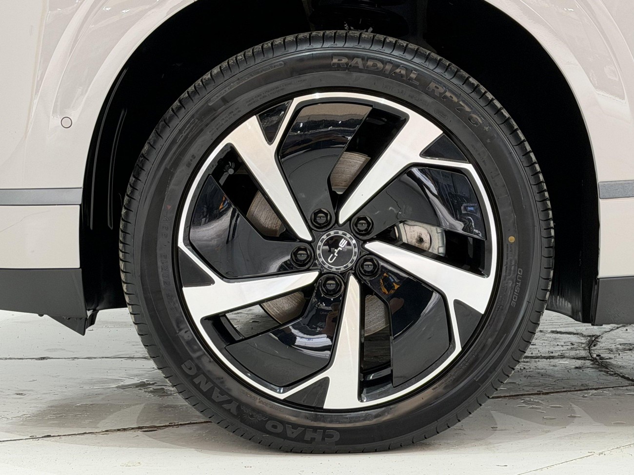 BYD HiAce 2025