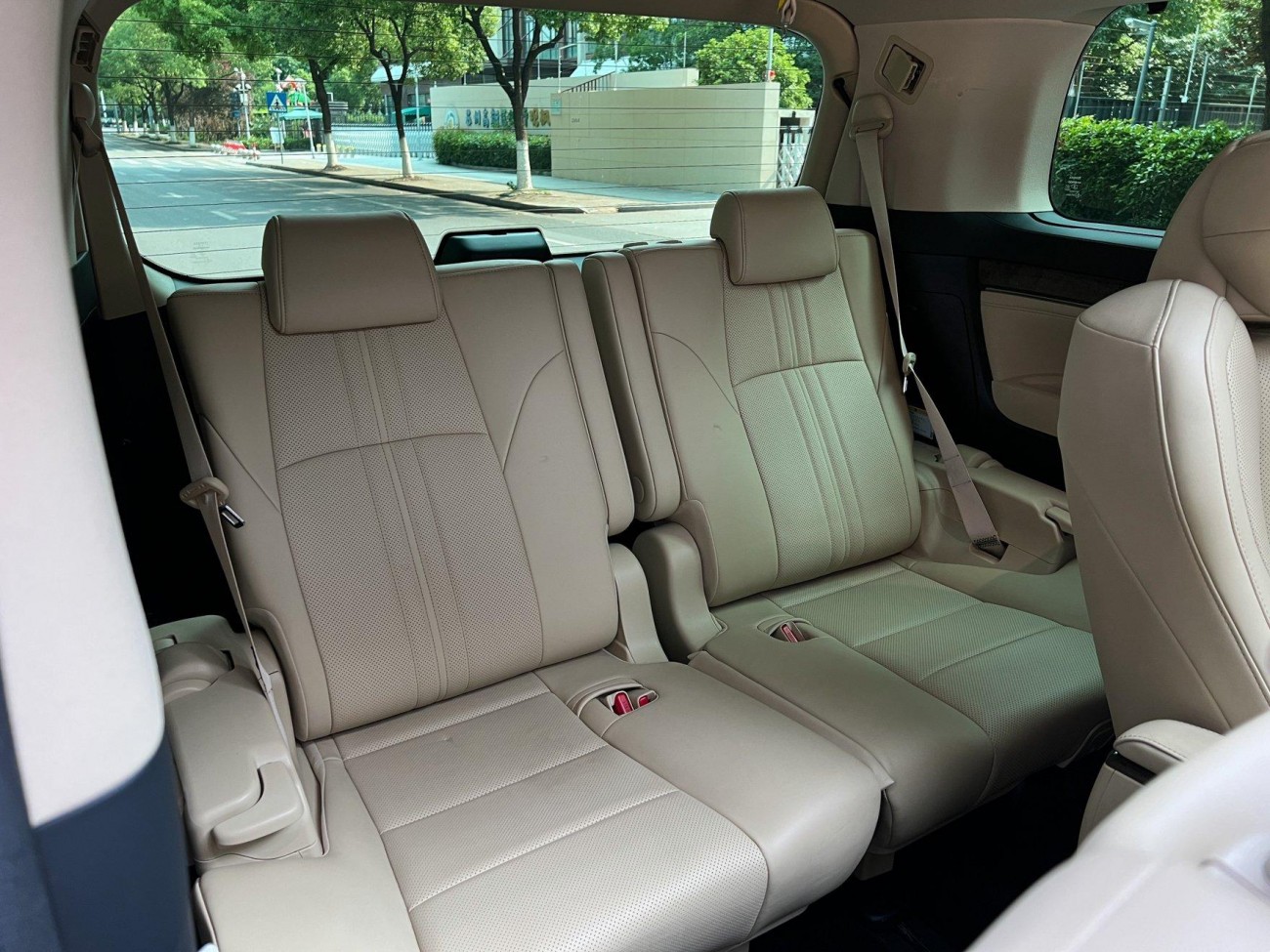 Toyota Vellfire 2019
