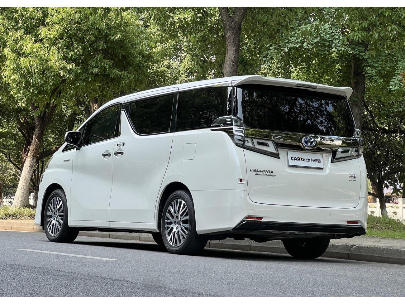 Toyota Vellfire 2019