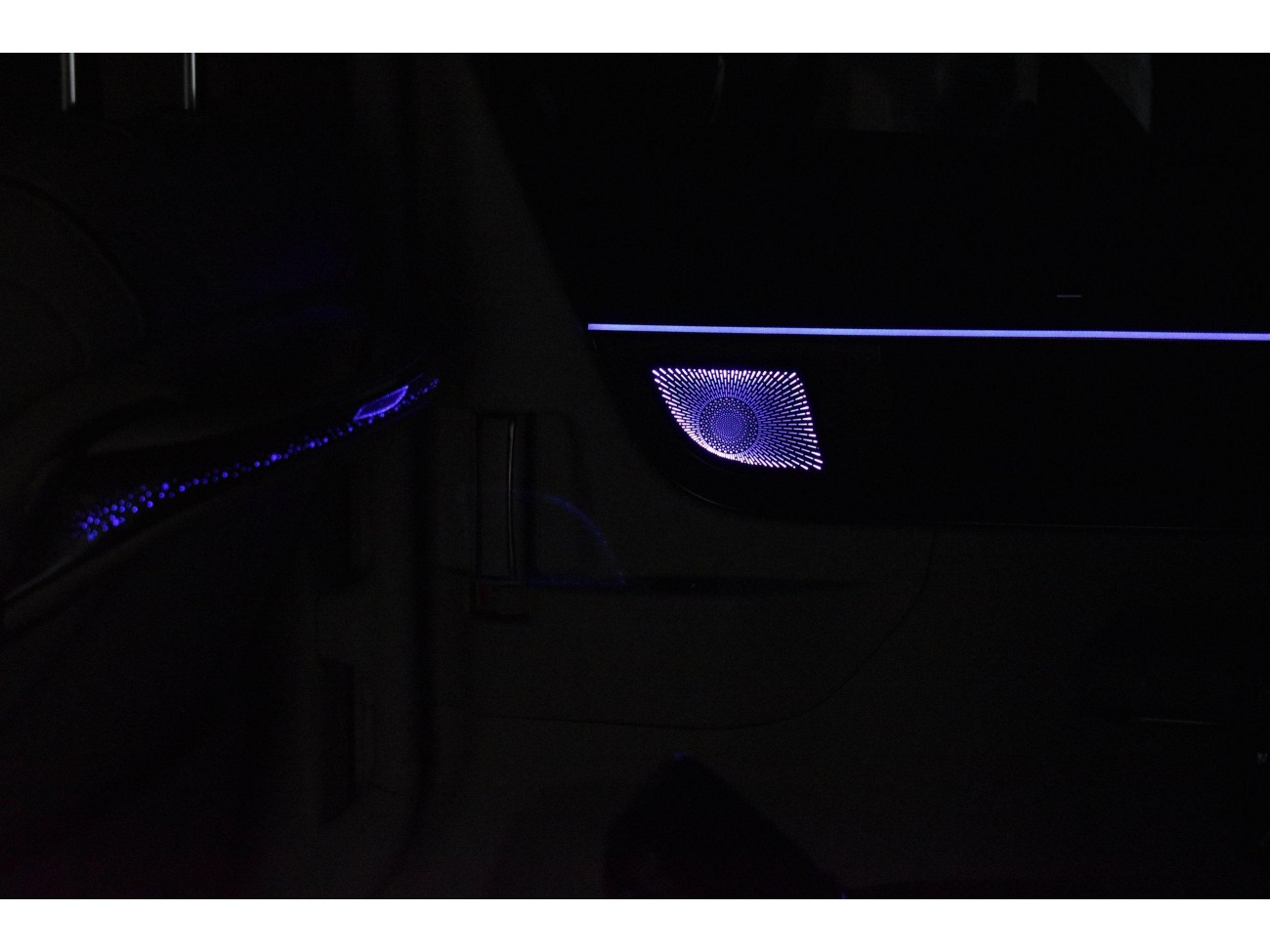 Toyota Alphard 2024