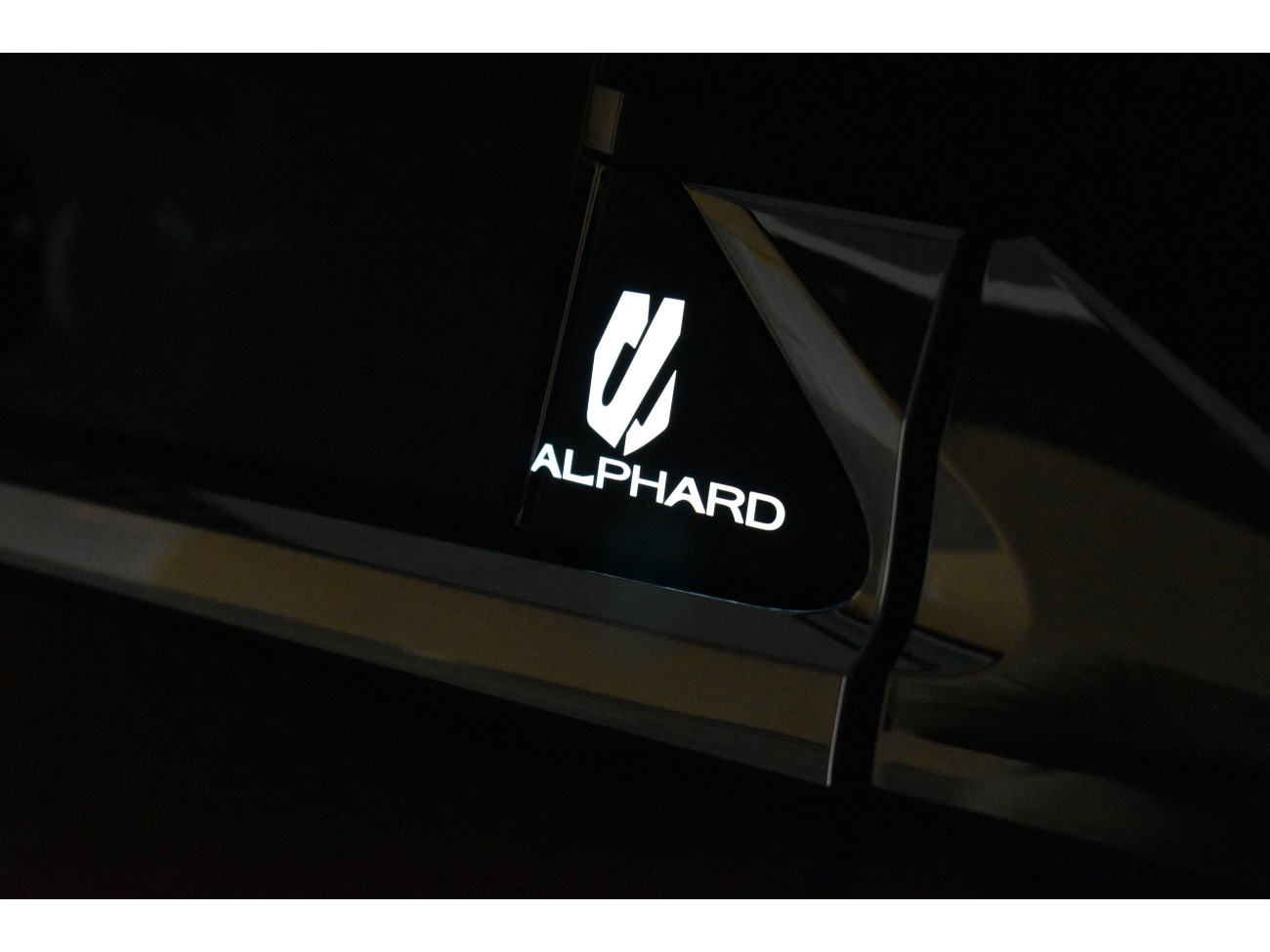 Toyota Alphard 2024