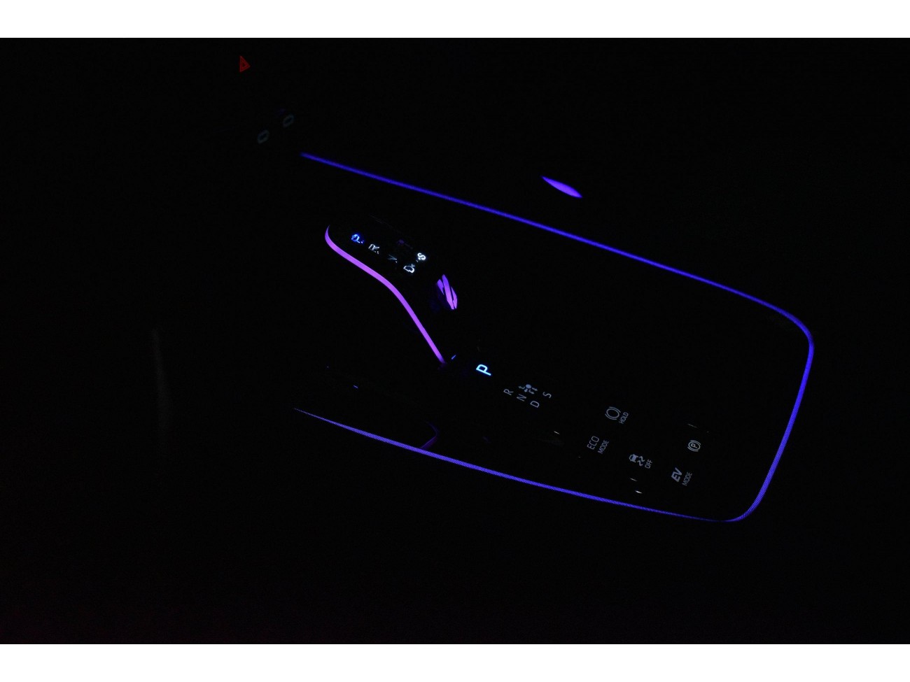 Toyota Alphard 2024