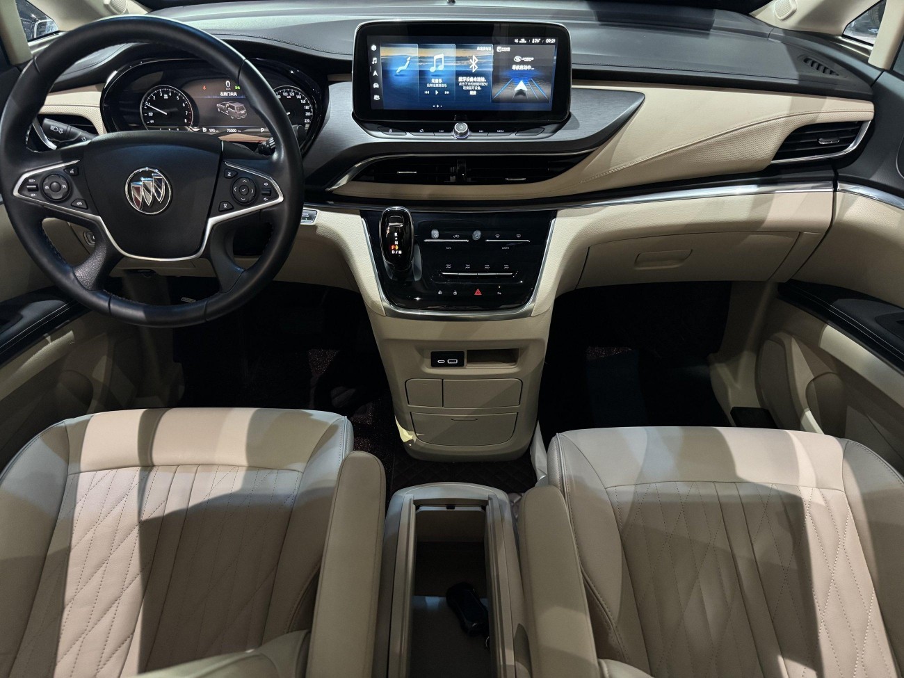Buick GL8 2023