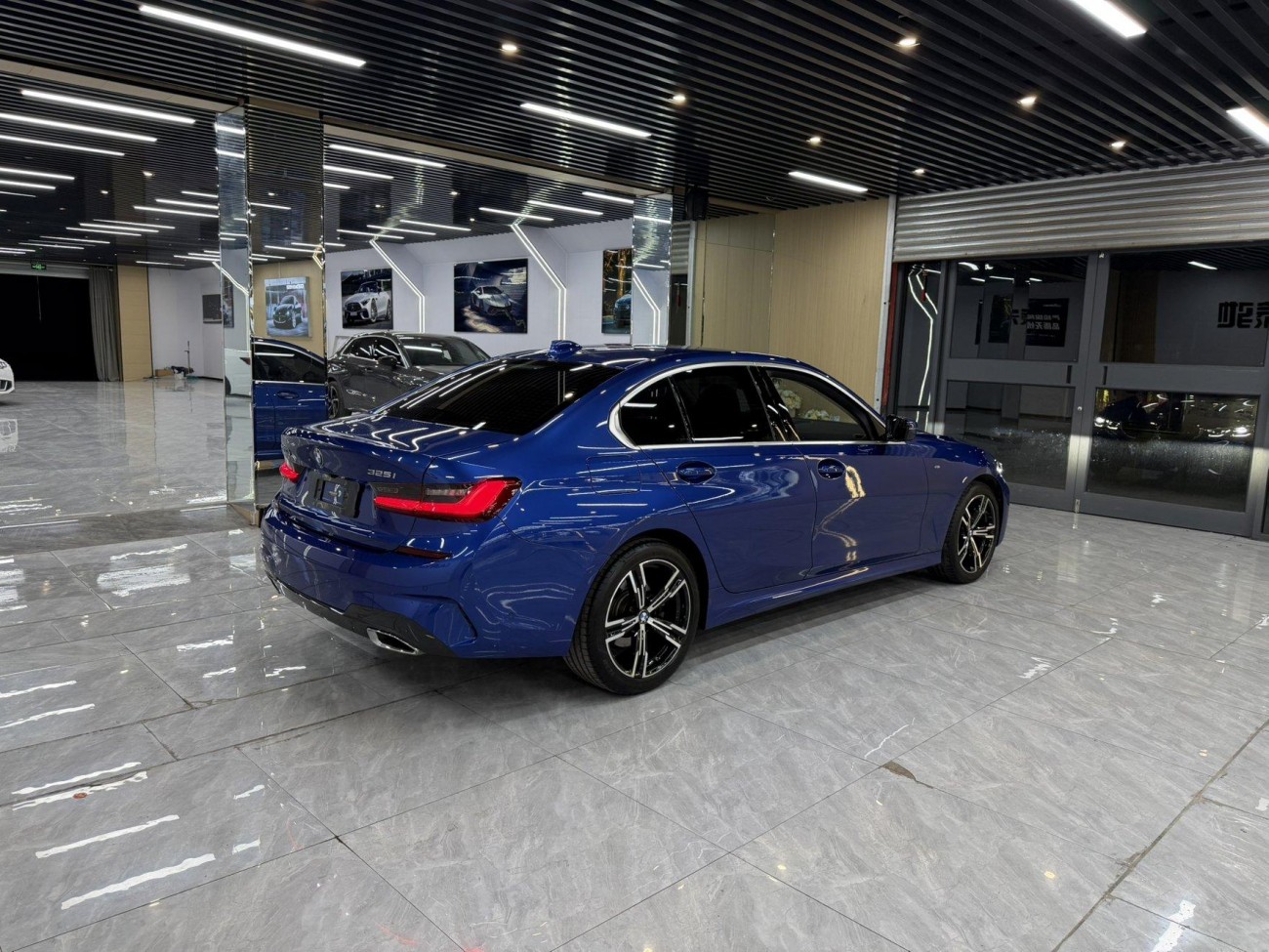 BMW 325i 2021