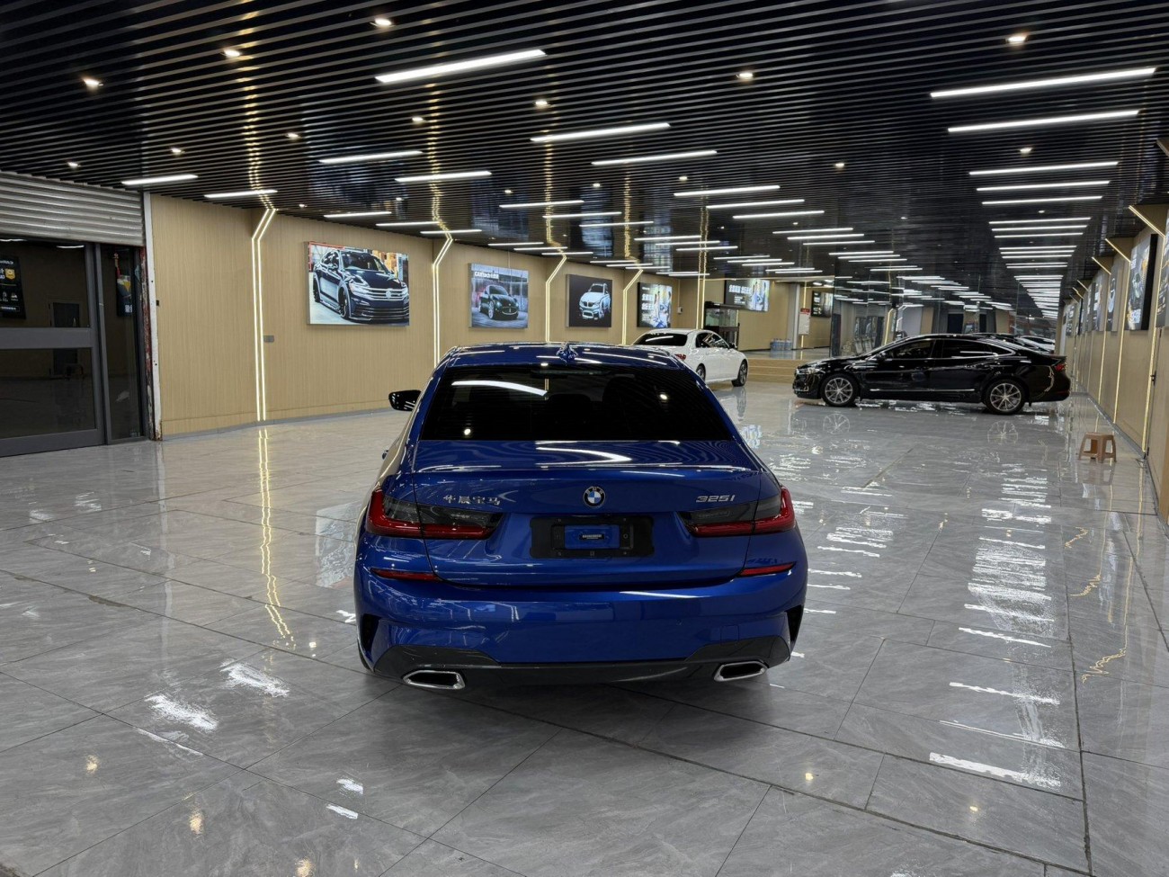 BMW 325i 2021