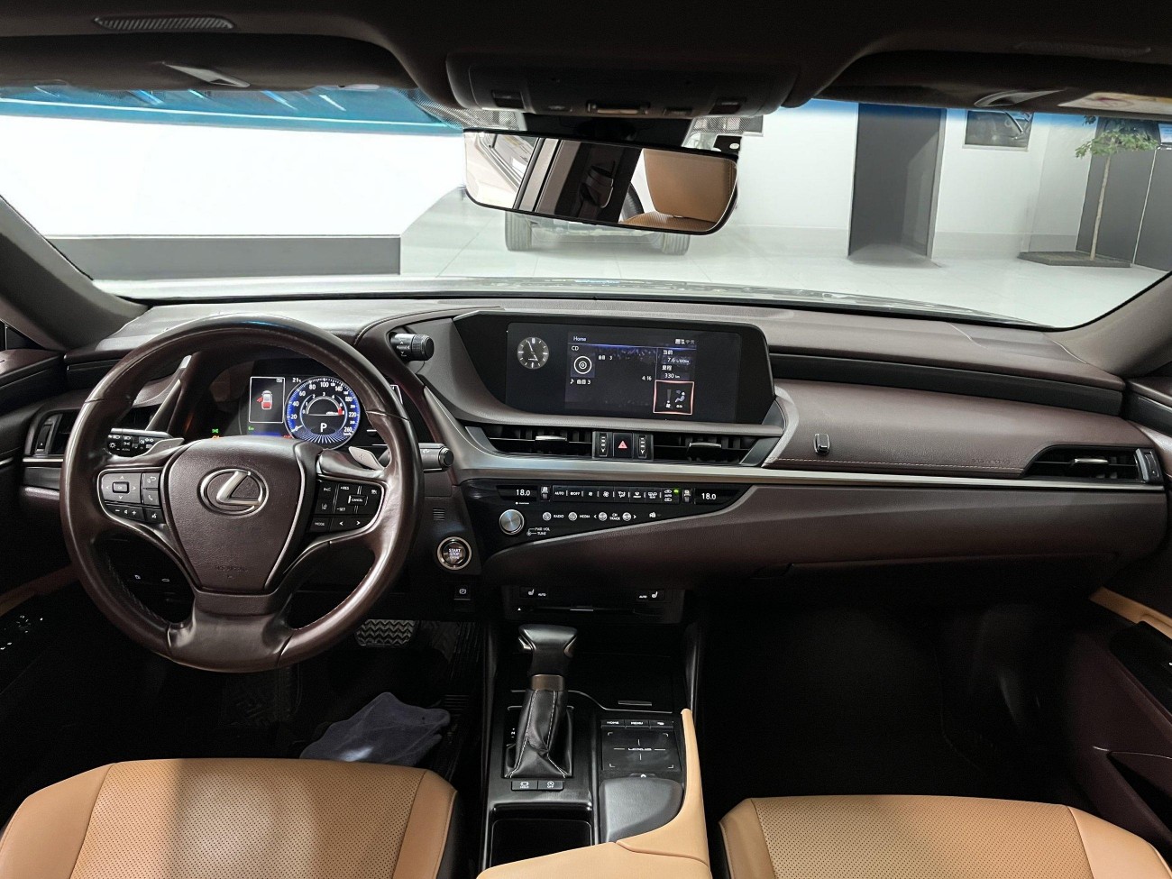 Lexus ES 200 2020