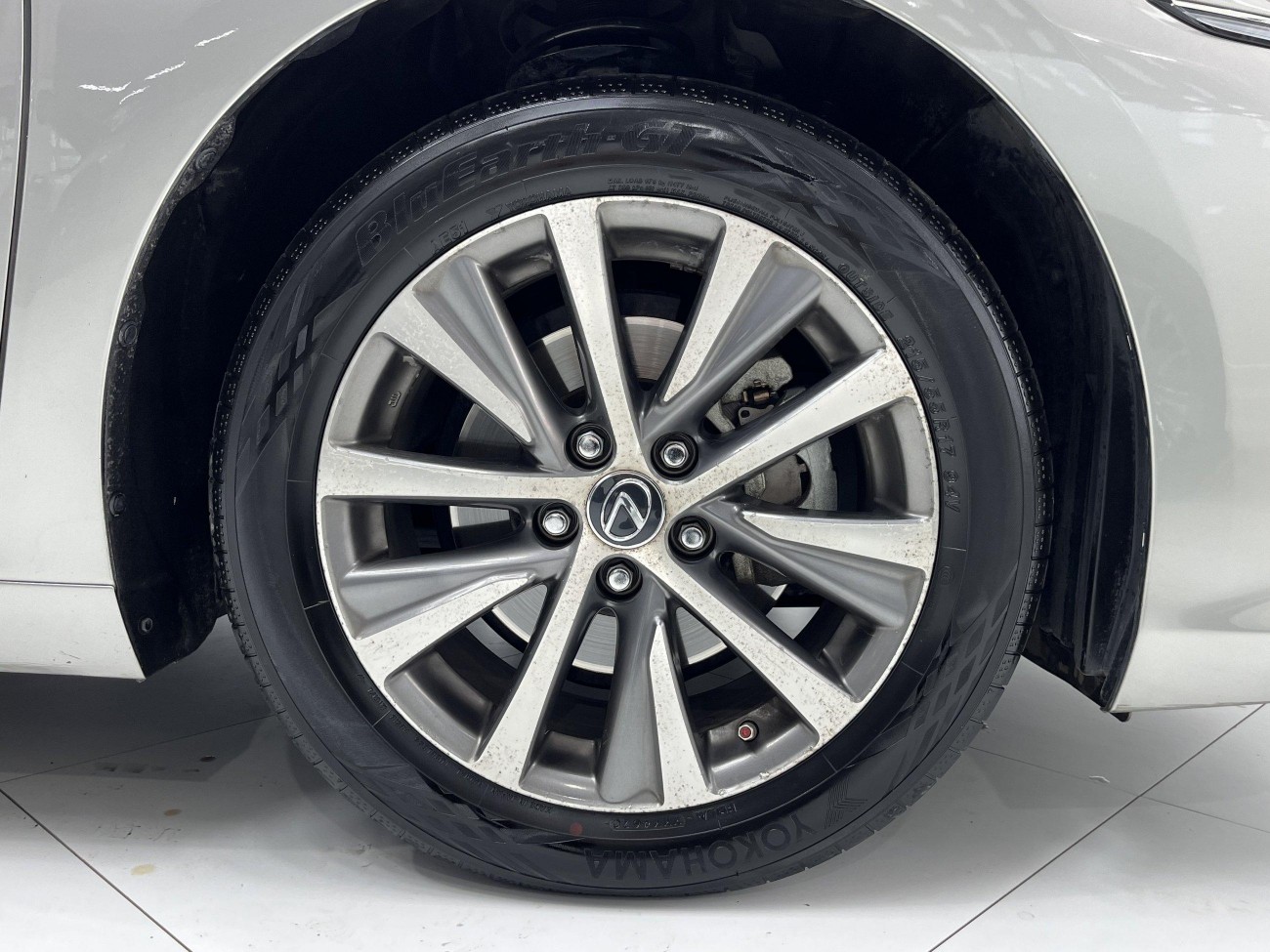 Lexus ES 200 2020