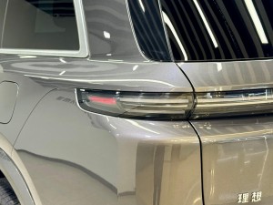 Li Auto L8 2024