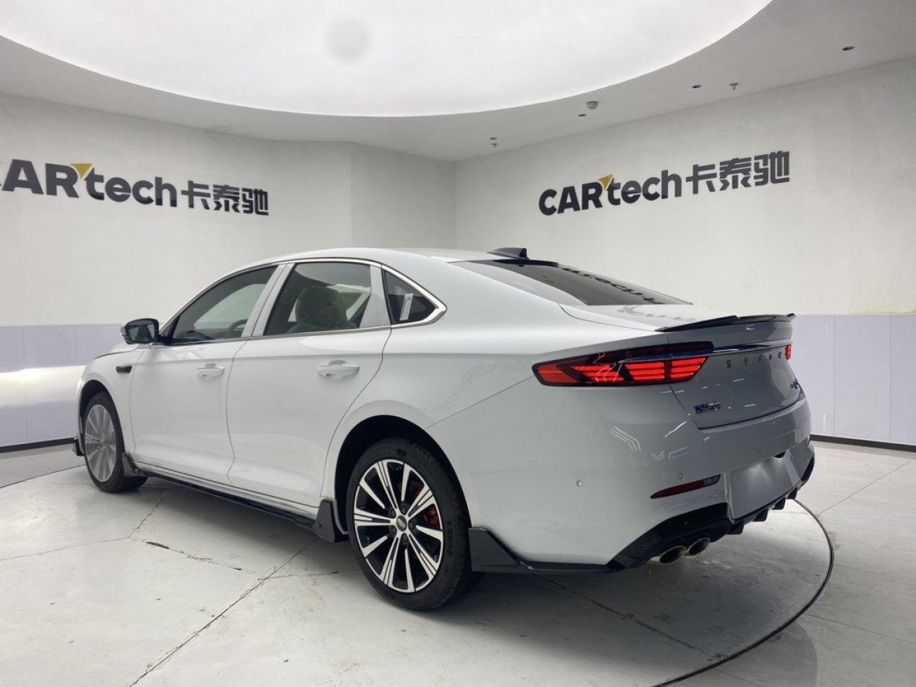 Geely Preface 2026