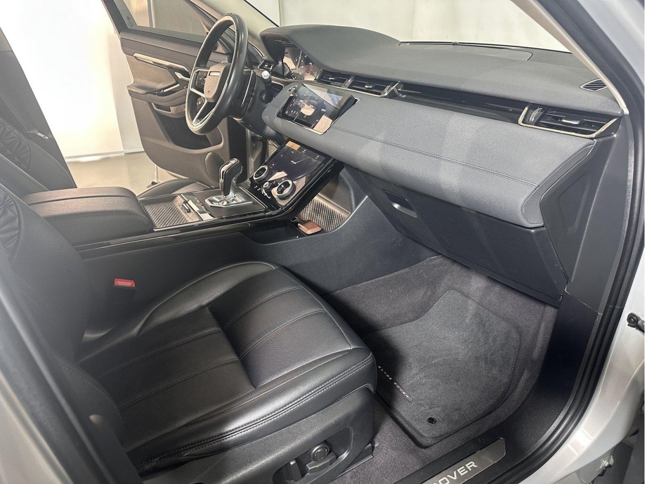 Land Rover Range Rover 2023