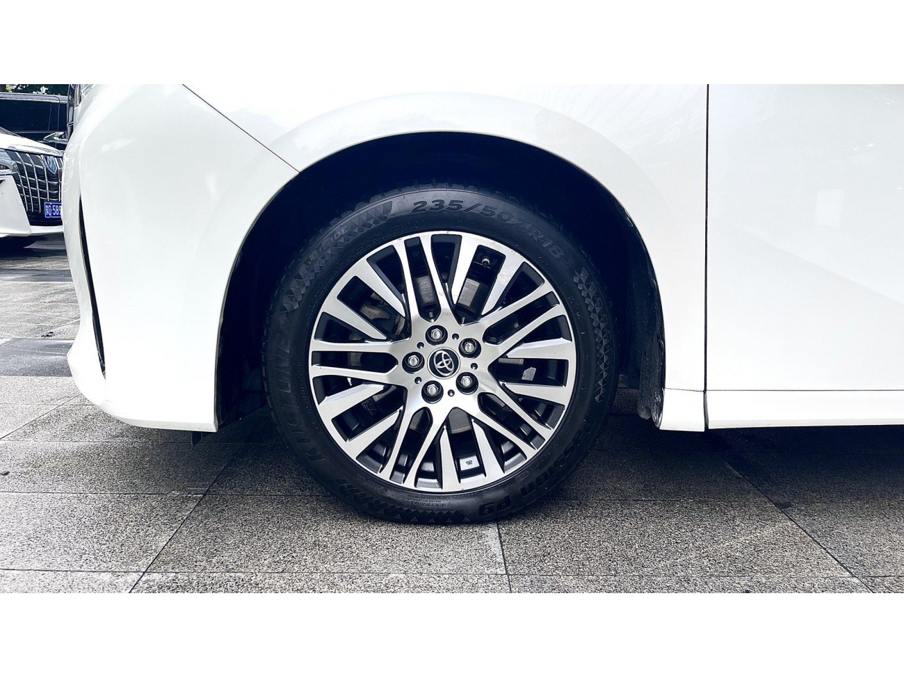 Toyota Alphard 2017