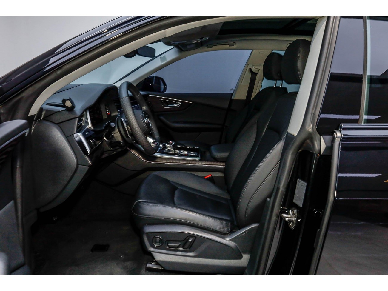Audi Q8 55 TFSI 2023