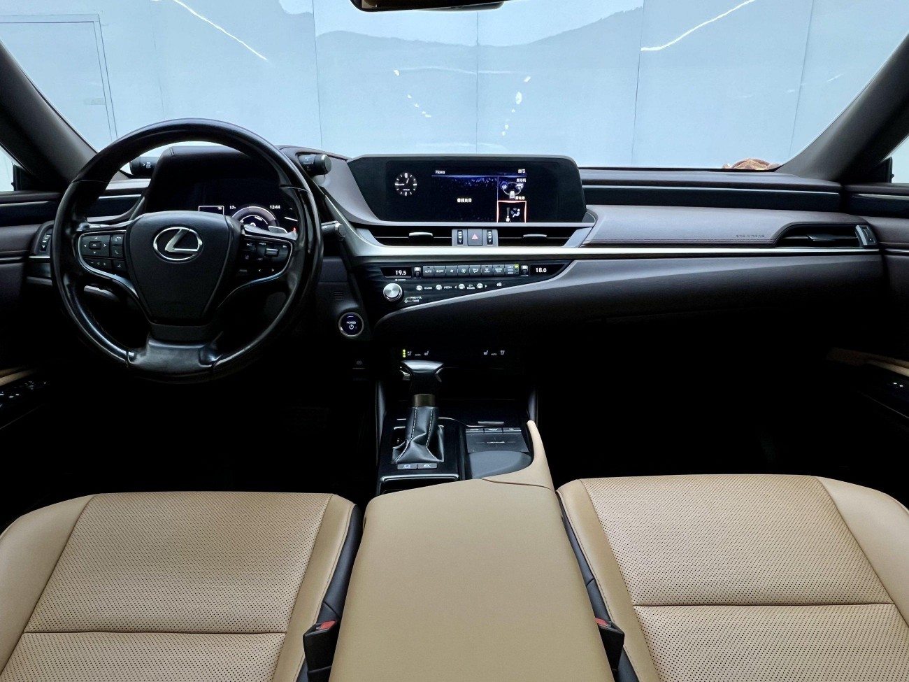 Lexus ES 300h 2020