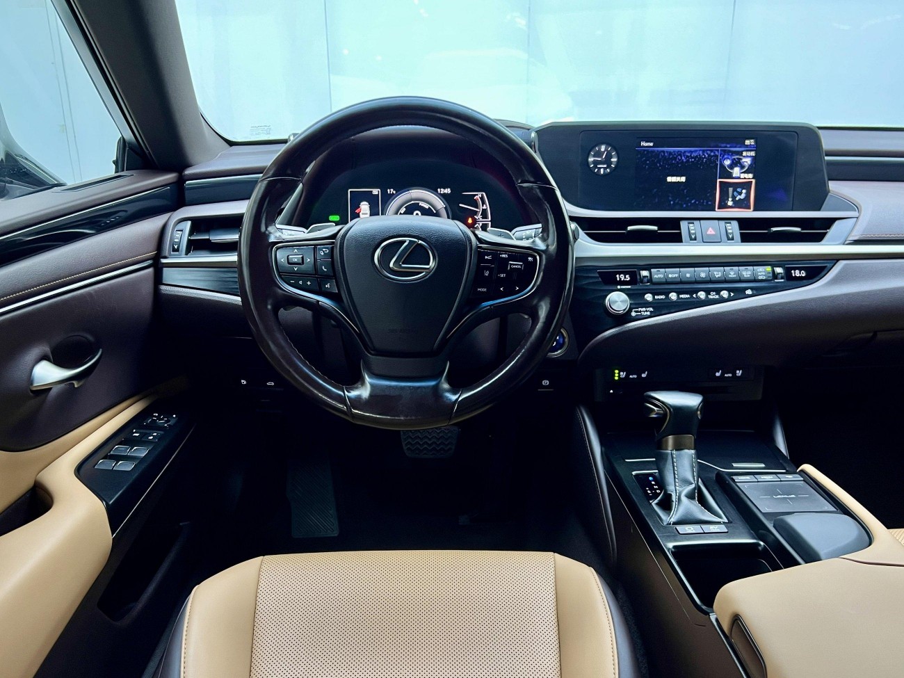 Lexus ES 300h 2020