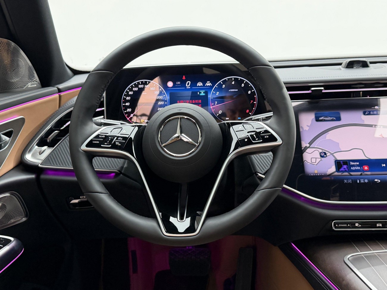 Mercedes-Benz E 300 L 2025