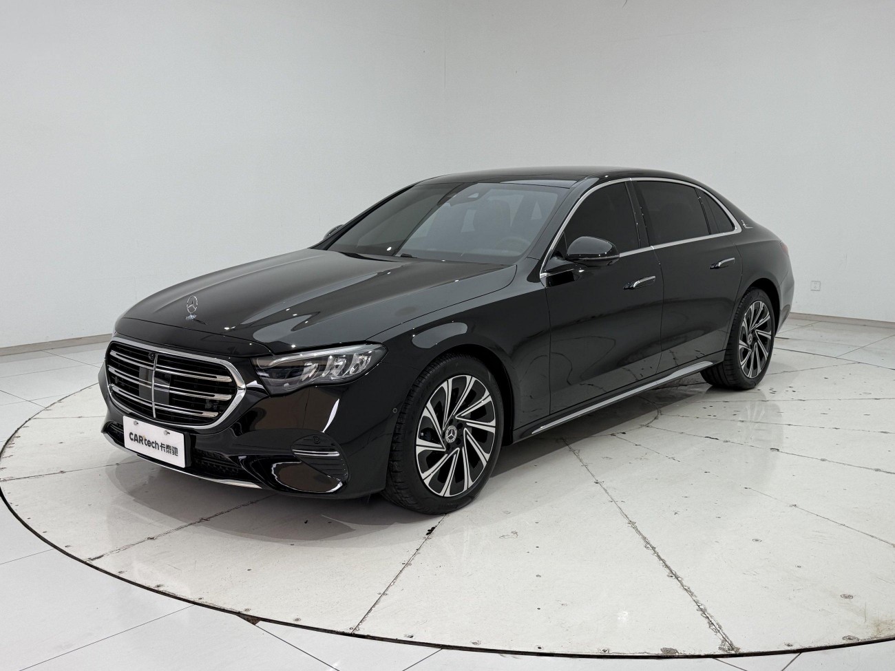 Mercedes-Benz E 300 L 2025