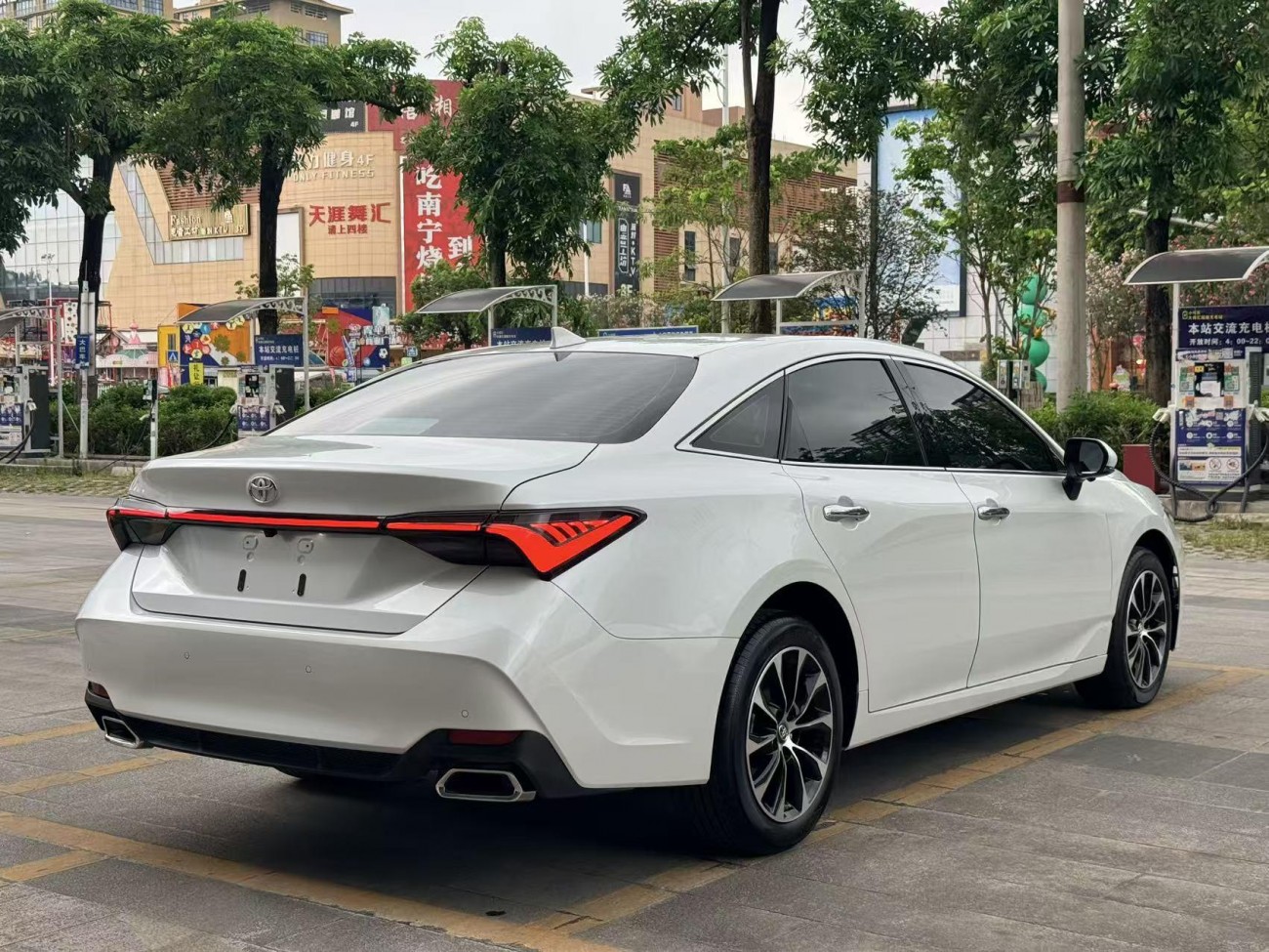 Toyota Avalon 2022