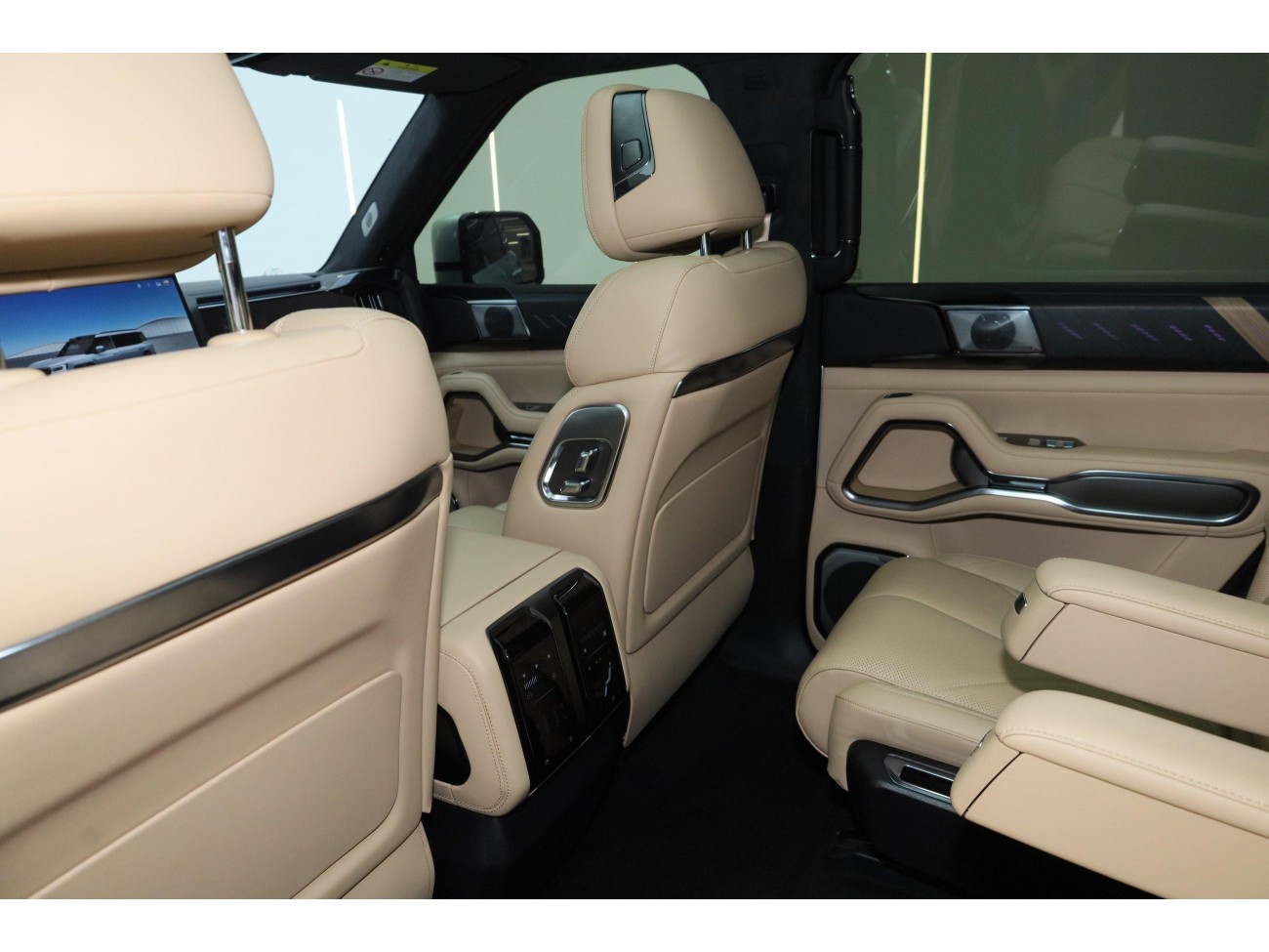 Fang Cheng Bao Bao 8 2025