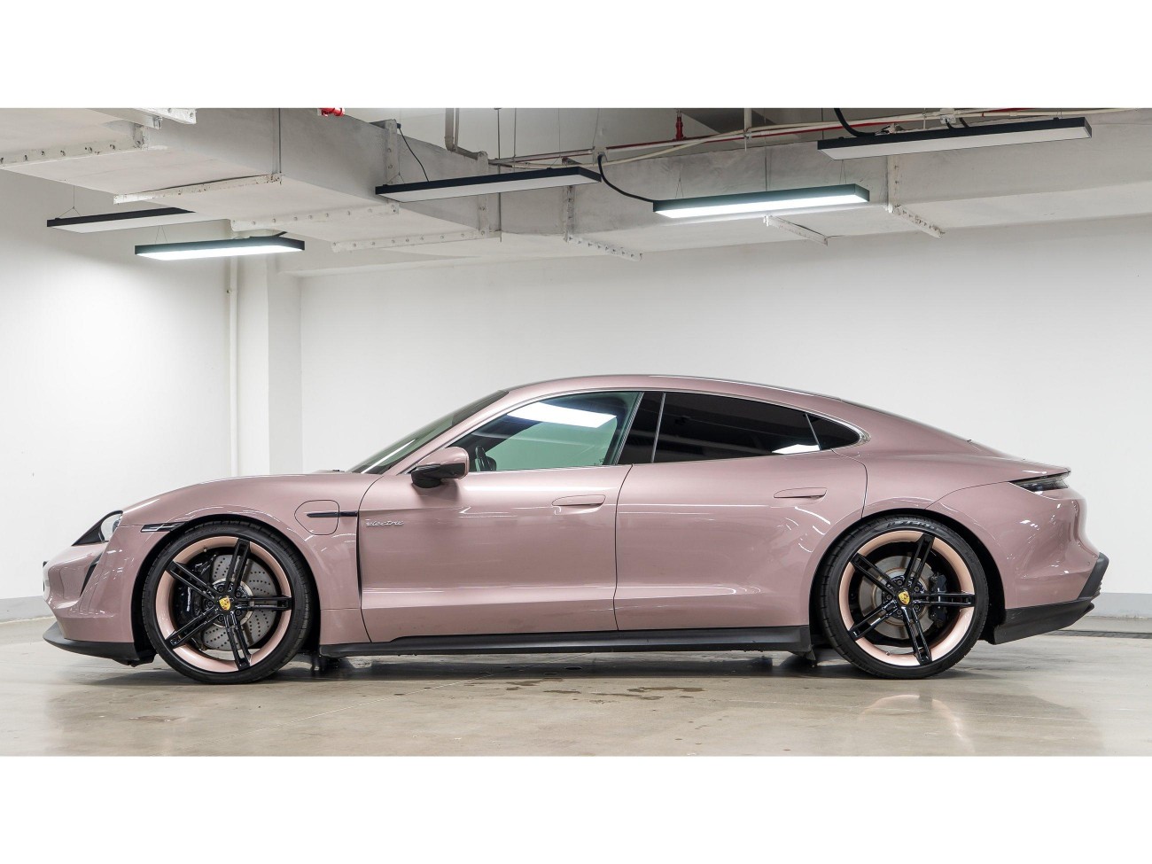 Porsche Taycan 2021