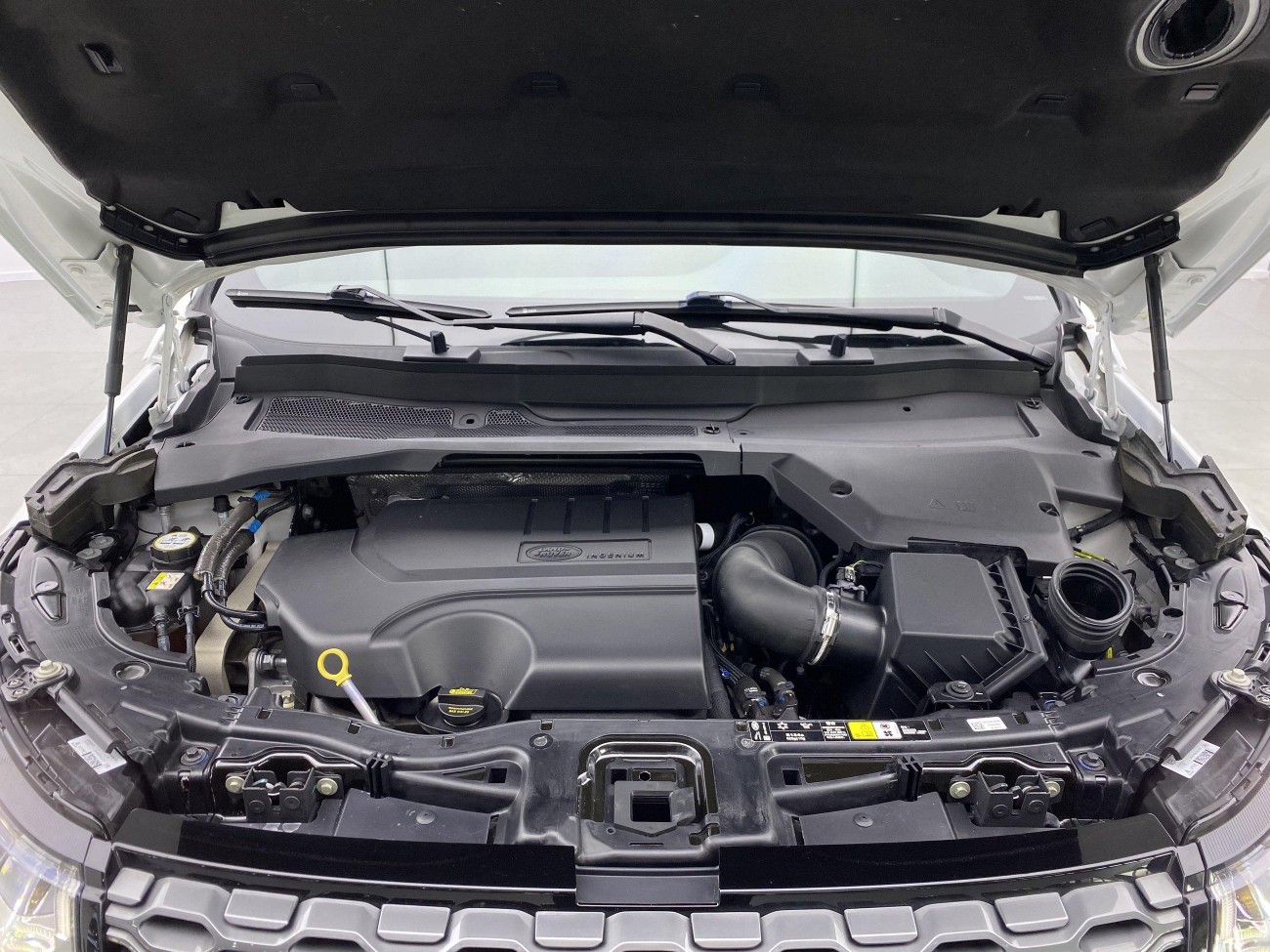Land Rover Discovery Sport 2021