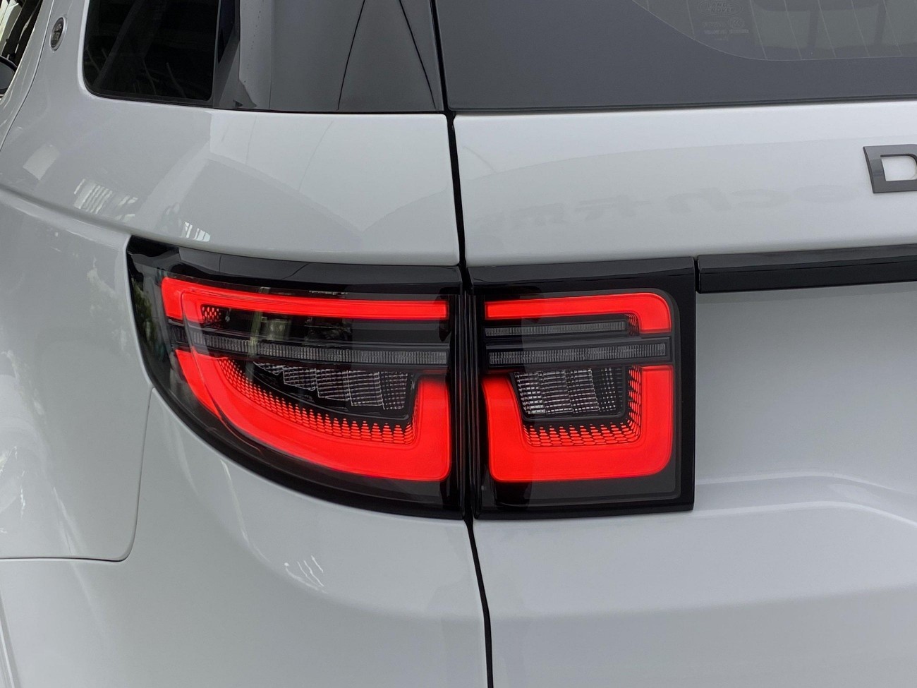Land Rover Discovery Sport 2021