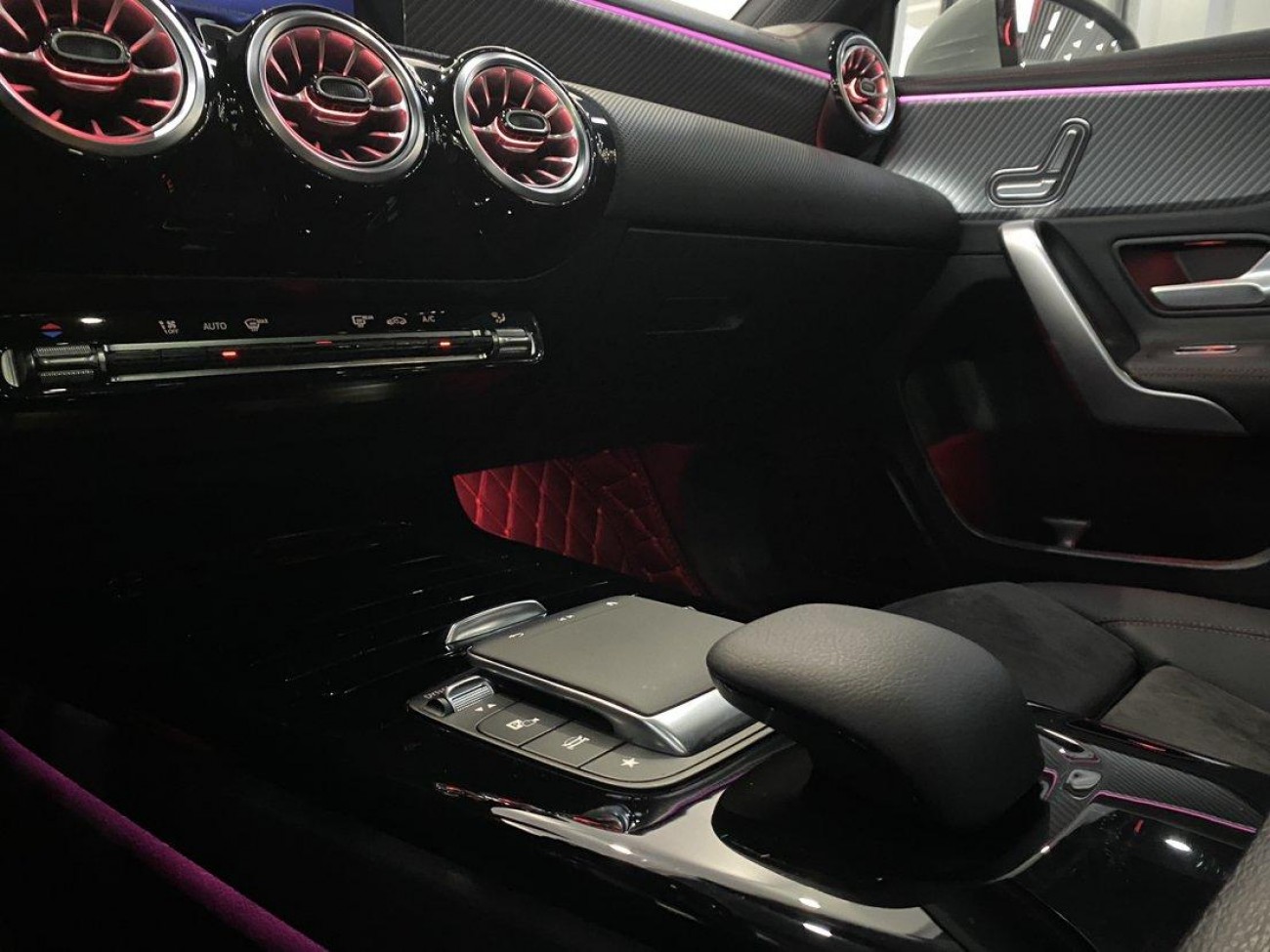 Mercedes-Benz A 200 L 2023