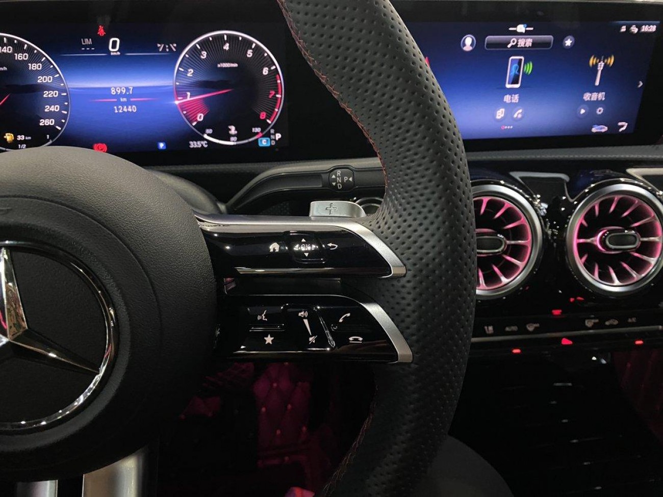 Mercedes-Benz A 200 L 2023