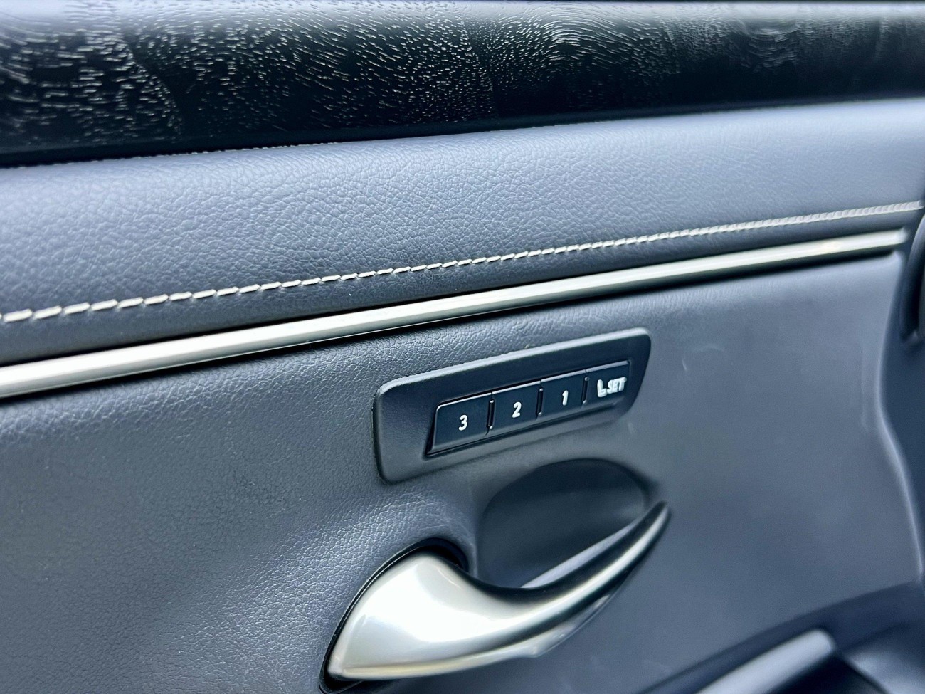 Lexus ES 250 2023