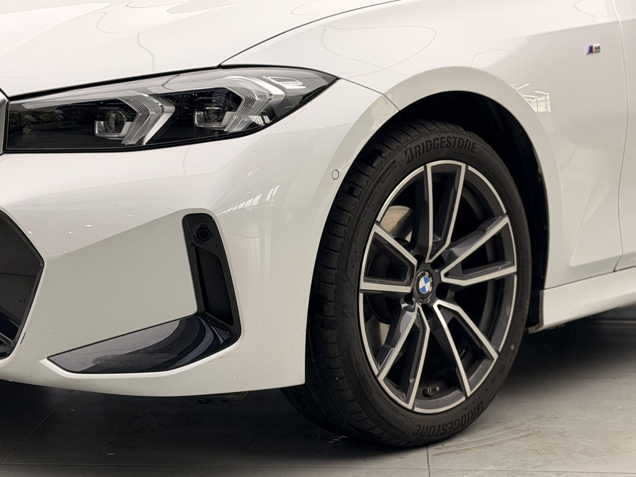 BMW 325Li 2025
