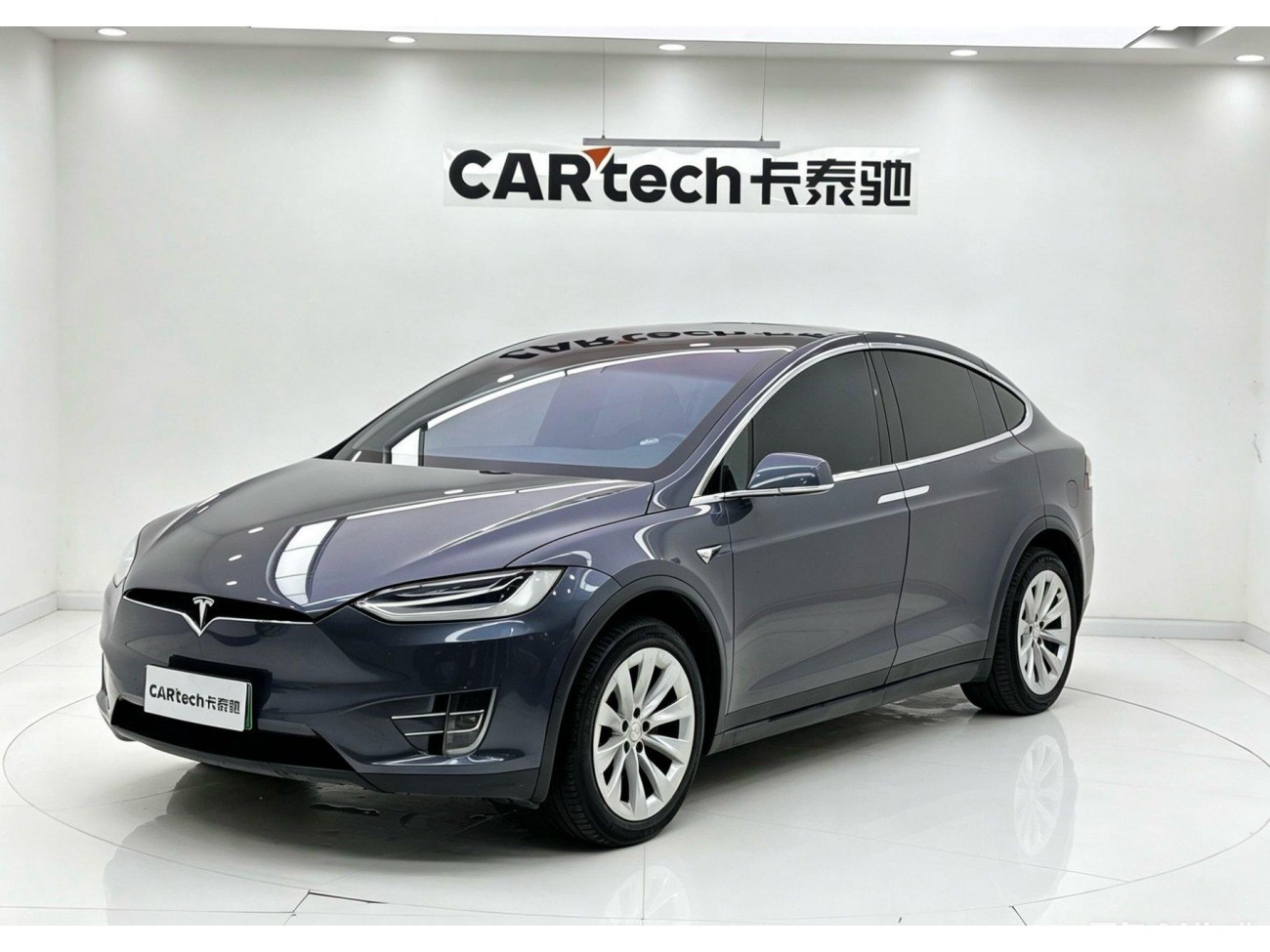 Tesla Model X 2020