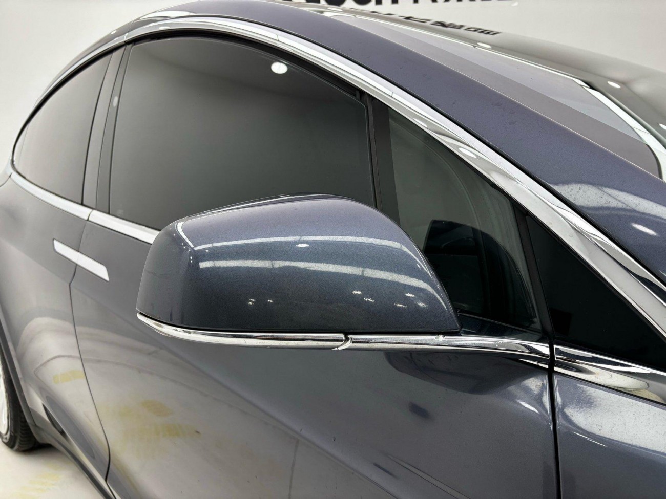 Tesla Model X 2020