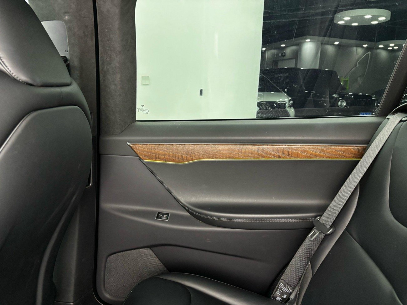 Tesla Model X 2020