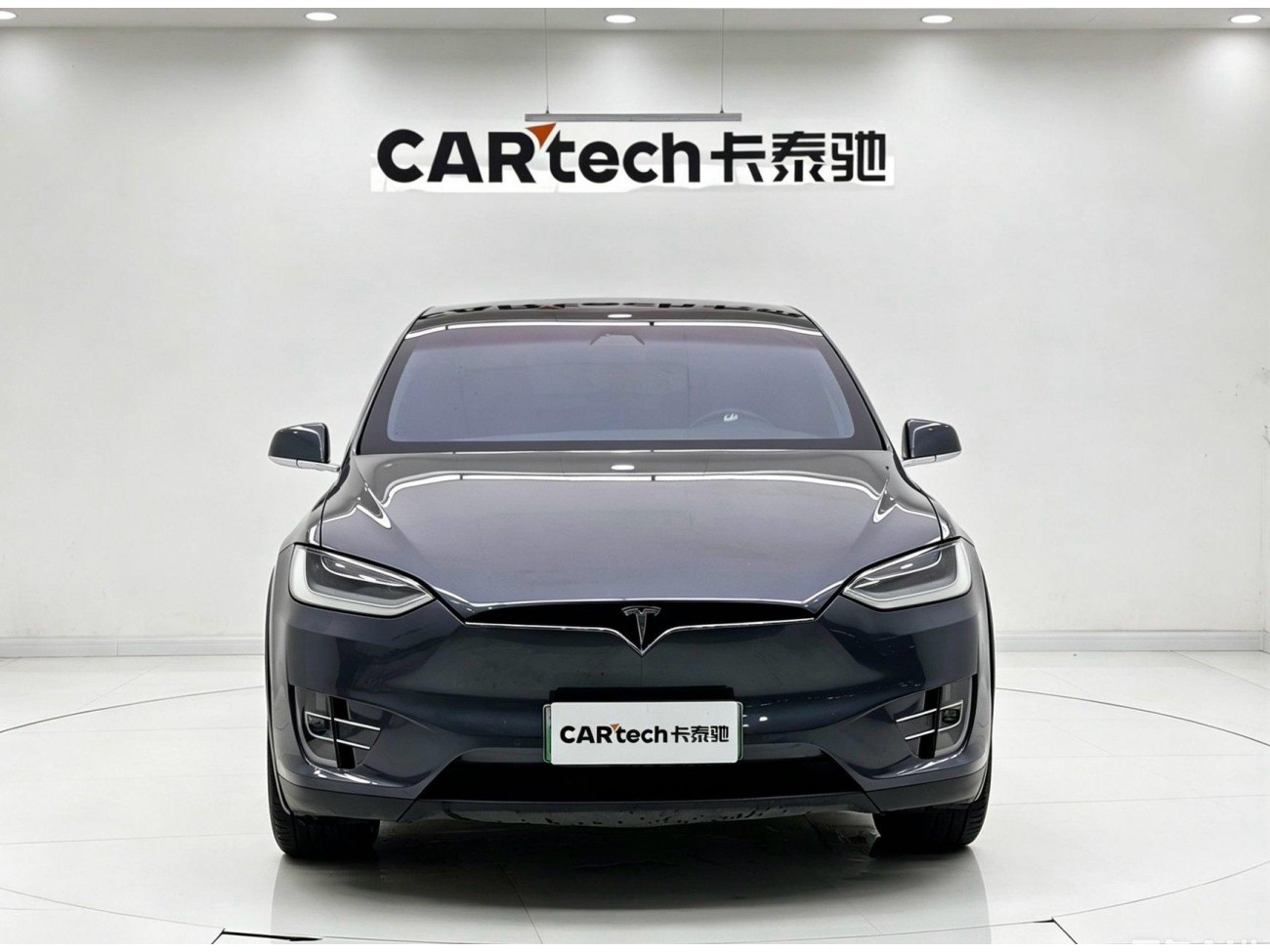 Tesla Model X 2020