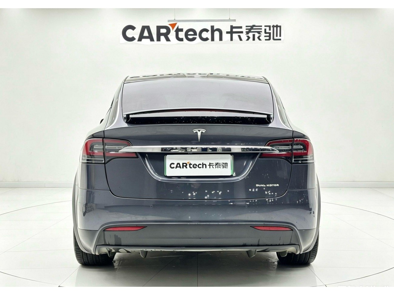 Tesla Model X 2020