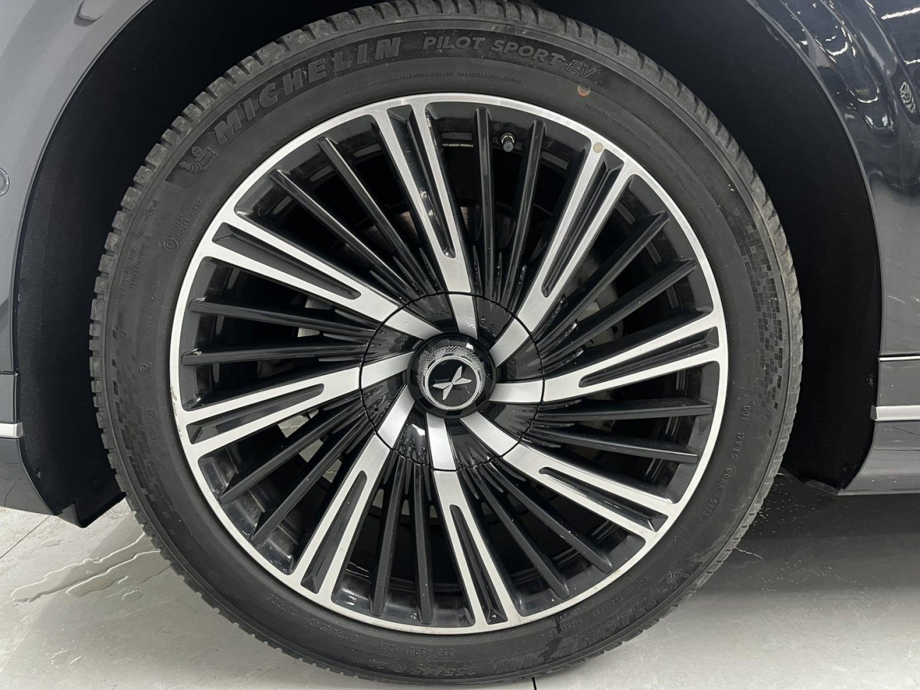 Xpeng G9 2024