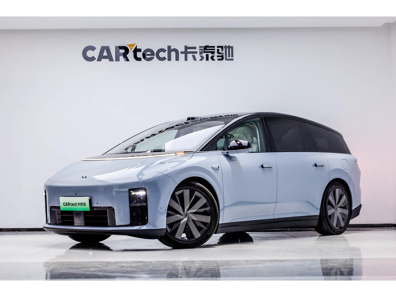 Li Auto i8 2025