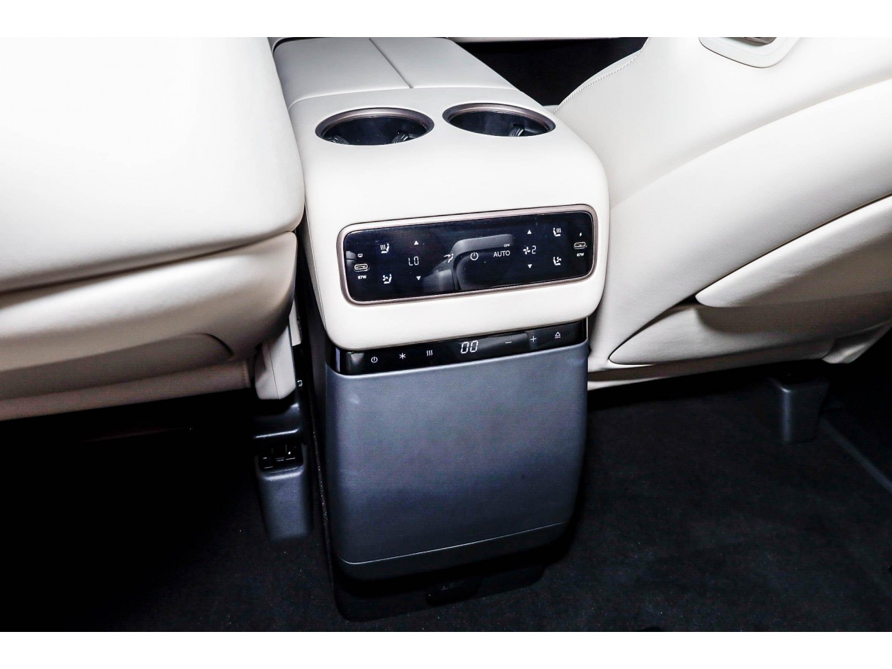 Li Auto MEGA 2025
